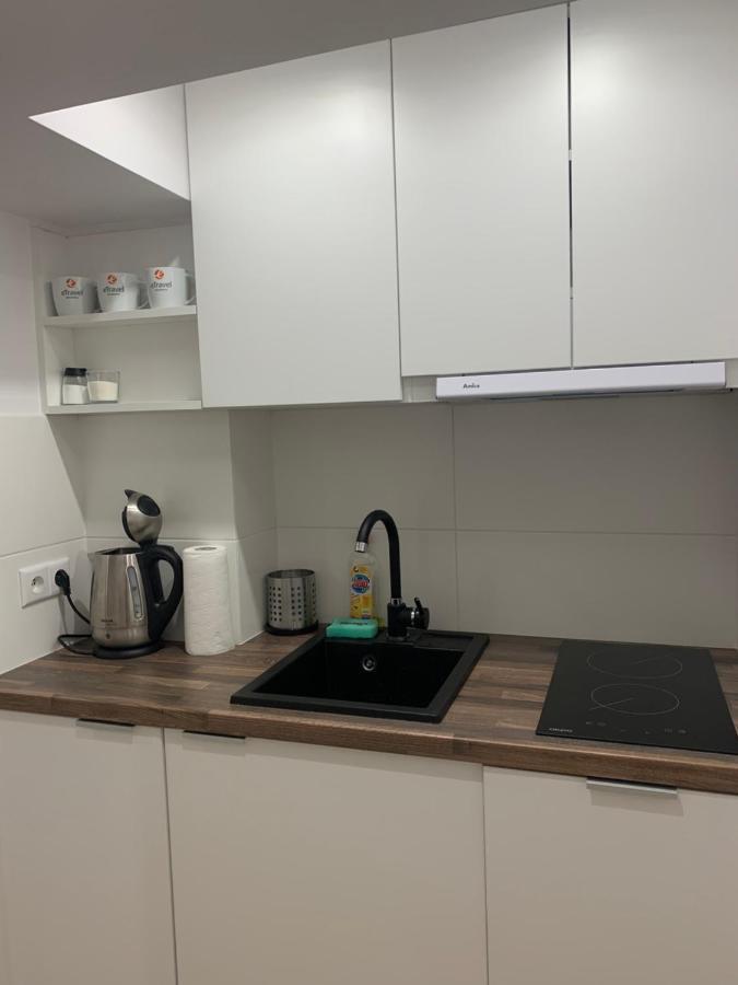 Rzeszowska Apt 01 クラクフ エクステリア 写真